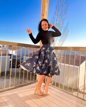 Cargar imagen en el visor de la galería, Be that woman skirt GALAXY/ALGEBRA Skirts Bloombellamoda