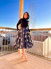 Cargar imagen en el visor de la galería, Be that woman skirt GALAXY/ALGEBRA Skirts Bloombellamoda