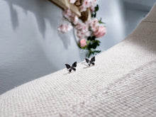 Load image into Gallery viewer, Butterfly tiny earrings Bloombellamoda 