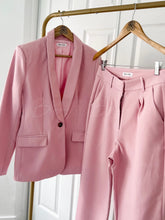 Load image into Gallery viewer, CEO executive women suit SMALL/LARGE Bloombellamoda 