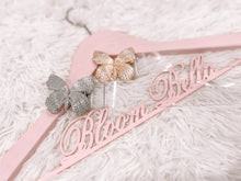 Load image into Gallery viewer, Embellished Butterfly Clear Belt Bloombellamoda