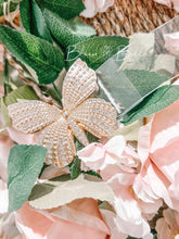 Load image into Gallery viewer, Embellished Butterfly Clear Belt Bloombellamoda