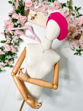 Load image into Gallery viewer, Le amore beret (33 colors) Accessories Bloombellamoda