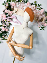 Load image into Gallery viewer, Le amore beret (33 colors) Accessories Bloombellamoda
