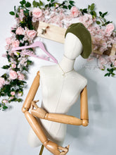 Load image into Gallery viewer, Le amore beret (33 colors) Accessories Bloombellamoda