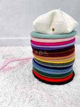 Load image into Gallery viewer, Le amore beret (33 colors) Accessories Bloombellamoda