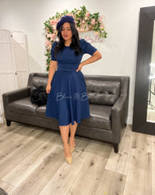 Load image into Gallery viewer, Textured midi dress SMALL Bloombellamoda