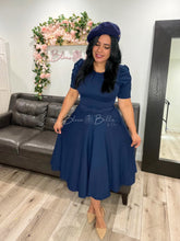 Load image into Gallery viewer, Textured midi dress SMALL Bloombellamoda