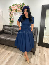 Load image into Gallery viewer, Textured midi dress SMALL Bloombellamoda