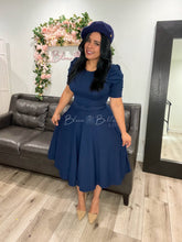 Load image into Gallery viewer, Textured midi dress SMALL Bloombellamoda