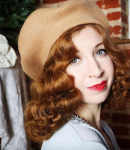Load image into Gallery viewer, Le amore beret Accessories Bloombellamoda