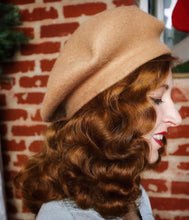 Load image into Gallery viewer, Le amore beret Accessories Bloombellamoda