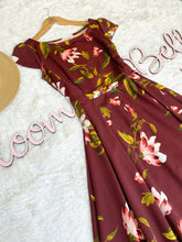 Load image into Gallery viewer, The Cynthia EXCLUSIVE Dresses Bloombellamoda