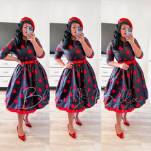 Load image into Gallery viewer, Audrey Valentines Bloombellamoda 