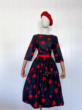 Load image into Gallery viewer, Audrey Valentines Bloombellamoda 