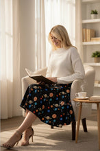 Load image into Gallery viewer, Be that woman skirt (3 DIFFERENT PRINTS AVAILABLE) Skirts Bloombellamoda 