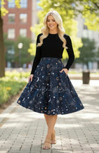 Load image into Gallery viewer, Be that woman skirt (3 DIFFERENT PRINTS AVAILABLE) Skirts Bloombellamoda 