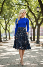 Load image into Gallery viewer, Be that woman skirt (3 DIFFERENT PRINTS AVAILABLE) Skirts Bloombellamoda 