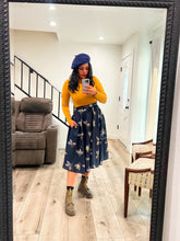 Load image into Gallery viewer, Be that woman skirt (3 DIFFERENT PRINTS AVAILABLE) Skirts Bloombellamoda 