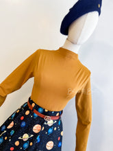 Load image into Gallery viewer, Be that woman skirt PLANETS Bloombellamoda 