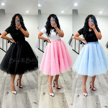 Load image into Gallery viewer, Classic full tulle skirt (6 colors) SMALL/LARGE Bloombellamoda 