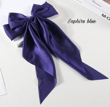 Load image into Gallery viewer, Coquette hair bow clip (22 colors) Bloombellamoda 