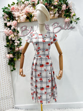 Load image into Gallery viewer, Cynthia Carnation scuare print SMALL/LARGE Dresses Bloombellamoda 