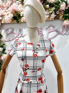 Cynthia Carnation scuare print SMALL/LARGE Dresses Bloombellamoda 