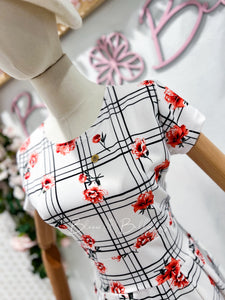 Cynthia Carnation scuare print SMALL/LARGE Dresses Bloombellamoda 