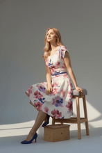 Load image into Gallery viewer, Darling white spring floral Dresses Bloombellamoda 