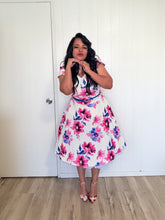 Load image into Gallery viewer, Darling white spring floral Dresses Bloombellamoda 