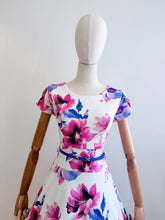 Load image into Gallery viewer, Darling white spring floral Dresses Bloombellamoda 