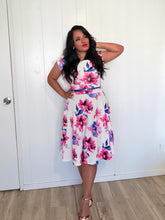 Load image into Gallery viewer, Darling white spring floral Dresses Bloombellamoda 