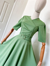 Load image into Gallery viewer, Dashing midi SMALL TO LARGE (light green) Bloombellamoda 