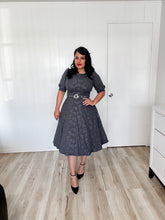 Load image into Gallery viewer, Gina midi dress Dark Gray Bloombellamoda 