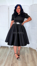 Cargar imagen en el visor de la galería, Princess Dress BLACK Bloombellamoda 