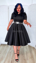 Cargar imagen en el visor de la galería, Princess Dress BLACK Bloombellamoda 