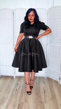 Cargar imagen en el visor de la galería, Princess Dress BLACK Bloombellamoda 