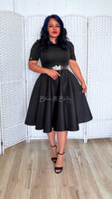 Cargar imagen en el visor de la galería, Princess Dress BLACK Bloombellamoda 