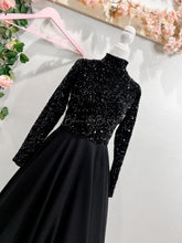 Cargar imagen en el visor de la galería, Royal sequin dress GOLD/GOLDROSE/BLACK Bloombellamoda 