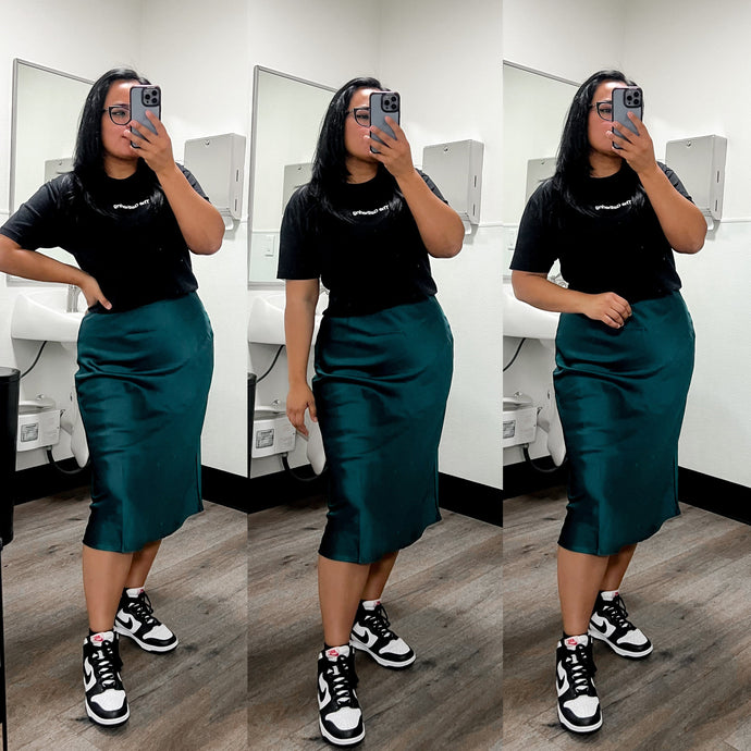 Satin midi skirt SMALL/MEDIUM Bloombellamoda 