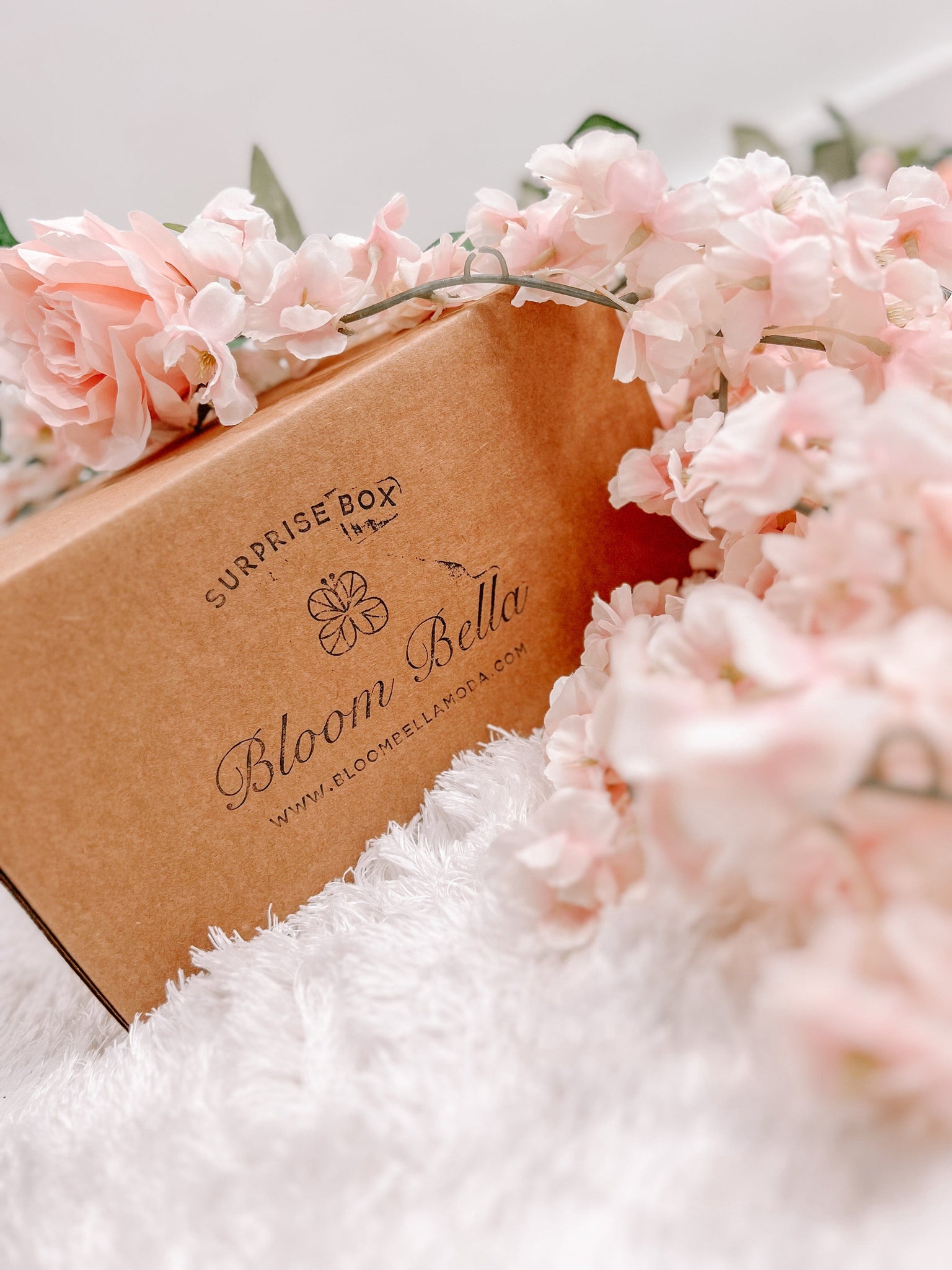 SURPRISE BOX Bloombellamoda SURPRISE BOX Bloombellamoda