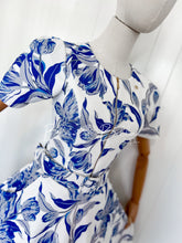 Cargar imagen en el visor de la galería, Textured front zipper midi Bloombellamoda 