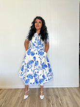 Load image into Gallery viewer, Textured front zipper midi MEDIUM Bloombellamoda 