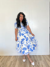 Load image into Gallery viewer, Textured front zipper midi MEDIUM Bloombellamoda 