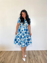 Load image into Gallery viewer, Textured front zipper midi MEDIUM/LARGE Bloombellamoda 
