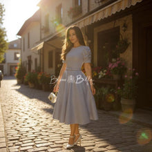 Cargar imagen en el visor de la galería, Textured midi dress LIGHT GREY Bloombellamoda 