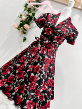 Cargar imagen en el visor de la galería, Vintage black rose Bloombellamoda 