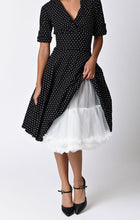 Cargar imagen en el visor de la galería, 1950s Ruffled Petticoat Crinoline Dresses Bloombellamoda White 