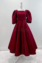 Load image into Gallery viewer, Bubble sleeve midi dress Bloombellamoda 